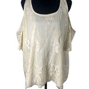 Maurices lacy top boho size 2 2x cream